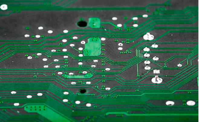New energy intelligent vehicle pull PCB circuit board demand