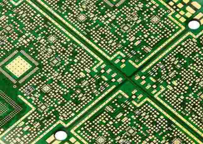 Ground suppression and interference in PCB design