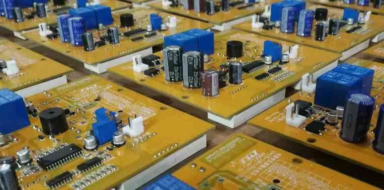 Common laws of failure of electronic components