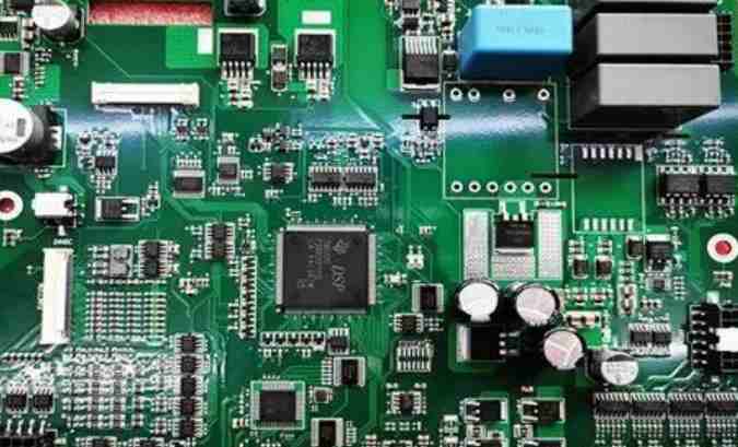 Circuit board machining small aperture