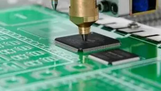 How to ensure PCB board height thickness diameter ratio, small aperture connectivity