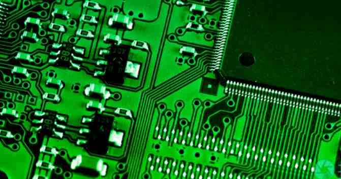 Scan multiple dielectric thickness values (distance to microstrip reference plane)