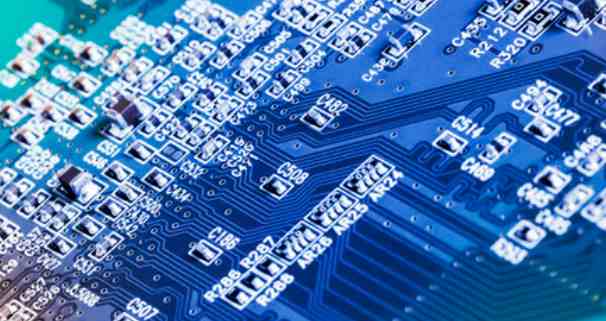How is a PCB manufacturer or PCB assembler evaluated