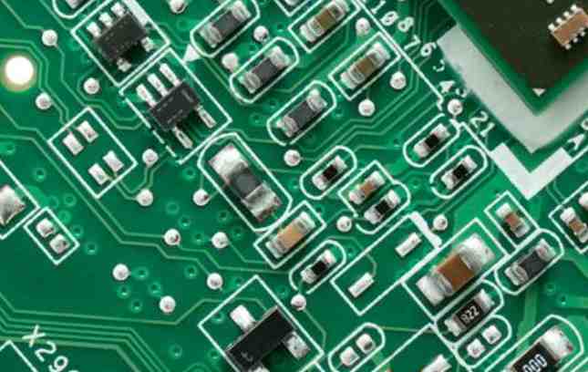 Functional testing of high-density printed circuit boards