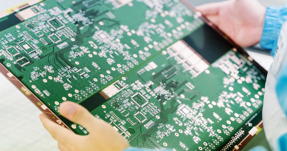 How to place pcb components
