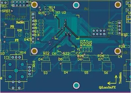Interpret the PCBlayout design wiring layout in the circuit board