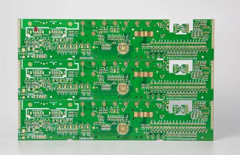 Silver layer defect and control line width and current in PCB production