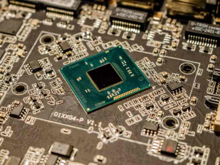 Technical development of PCB circuit board