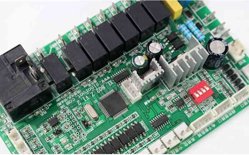 PCB circuit board