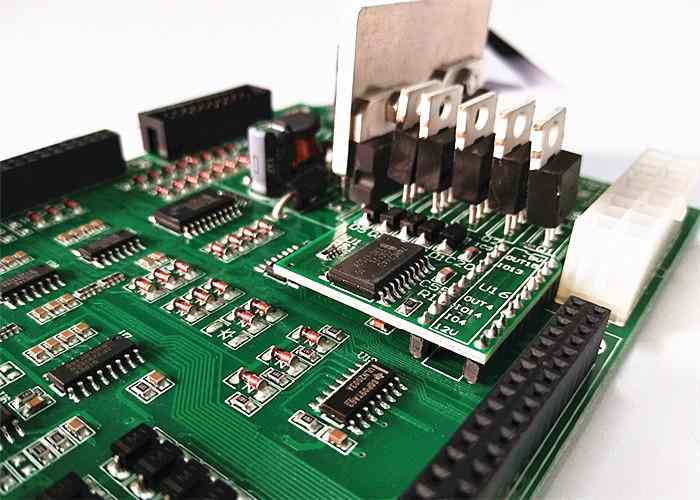 How to design the high frequency PCB board of microwave circuit?